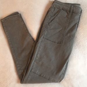 American Eagle jeans size 8 regular